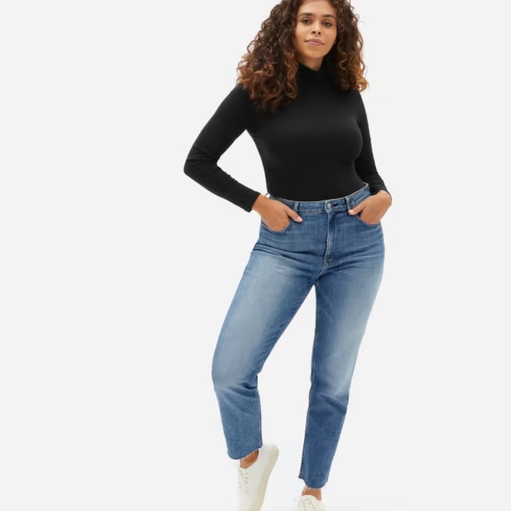 Everlane the Curvy Cheeky Jean Size 25 Ankle